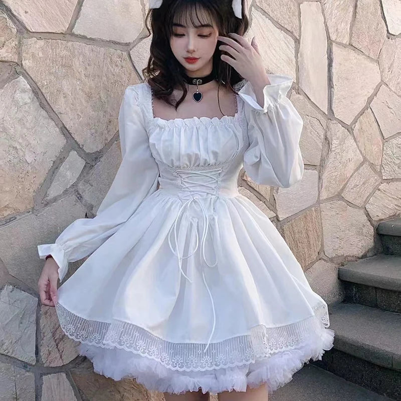 Vestido Preto com Mangas Bufantes e Detalhes em Renda - Revele Seu Estilo Gótico com Nosso Vestido Lolita